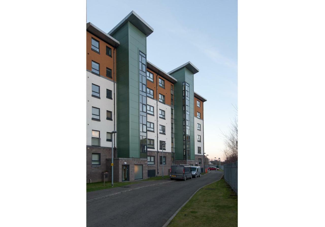 אדינבורו The Lochend Park View Residence מראה חיצוני תמונה